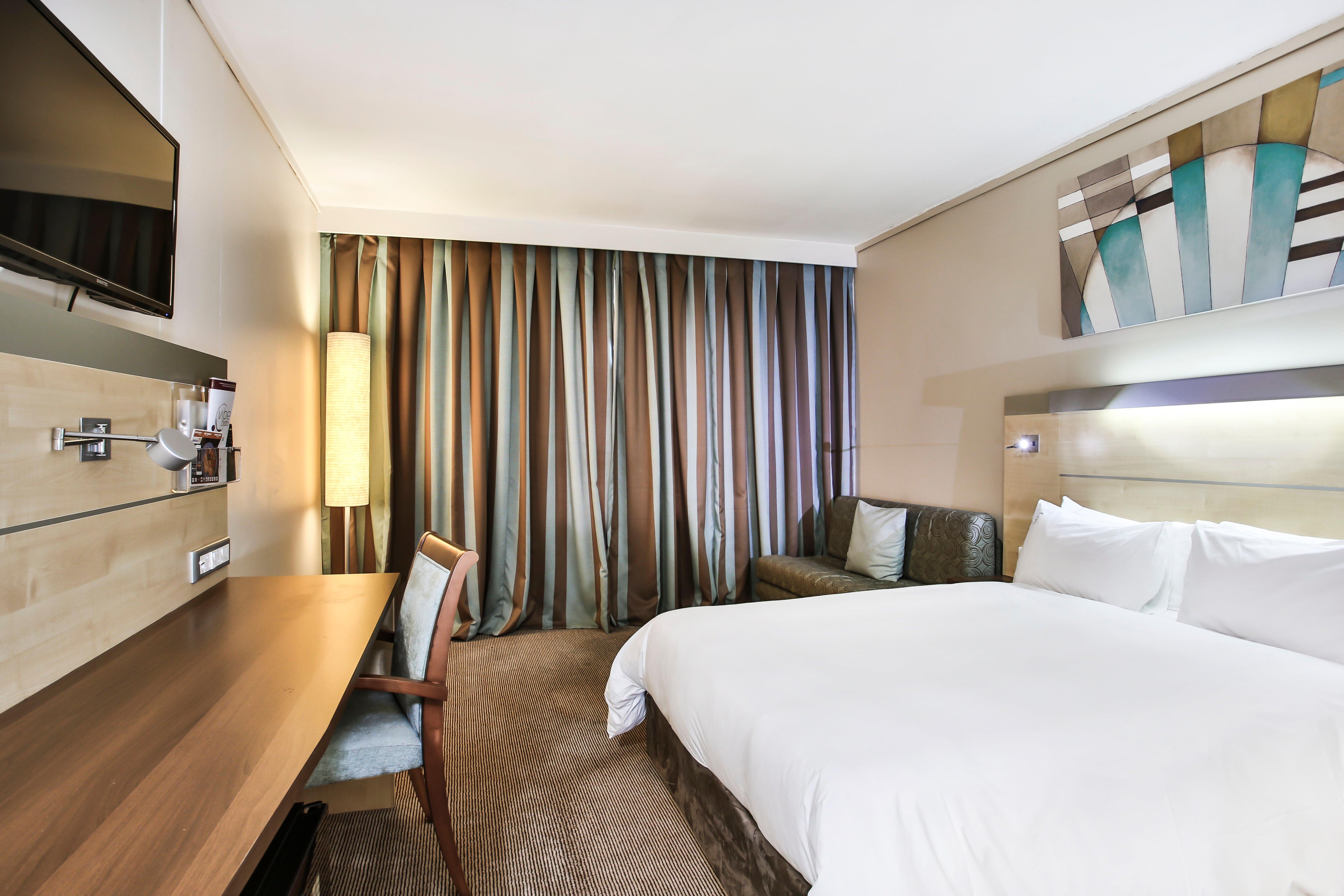 Holiday Inn Express Sandton-Woodmead By Ihg מראה חיצוני תמונה