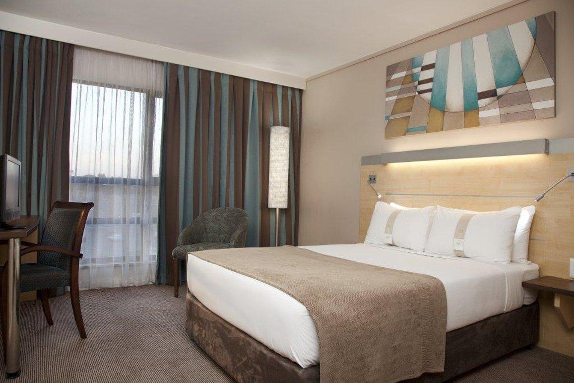 Holiday Inn Express Sandton-Woodmead By Ihg מראה חיצוני תמונה