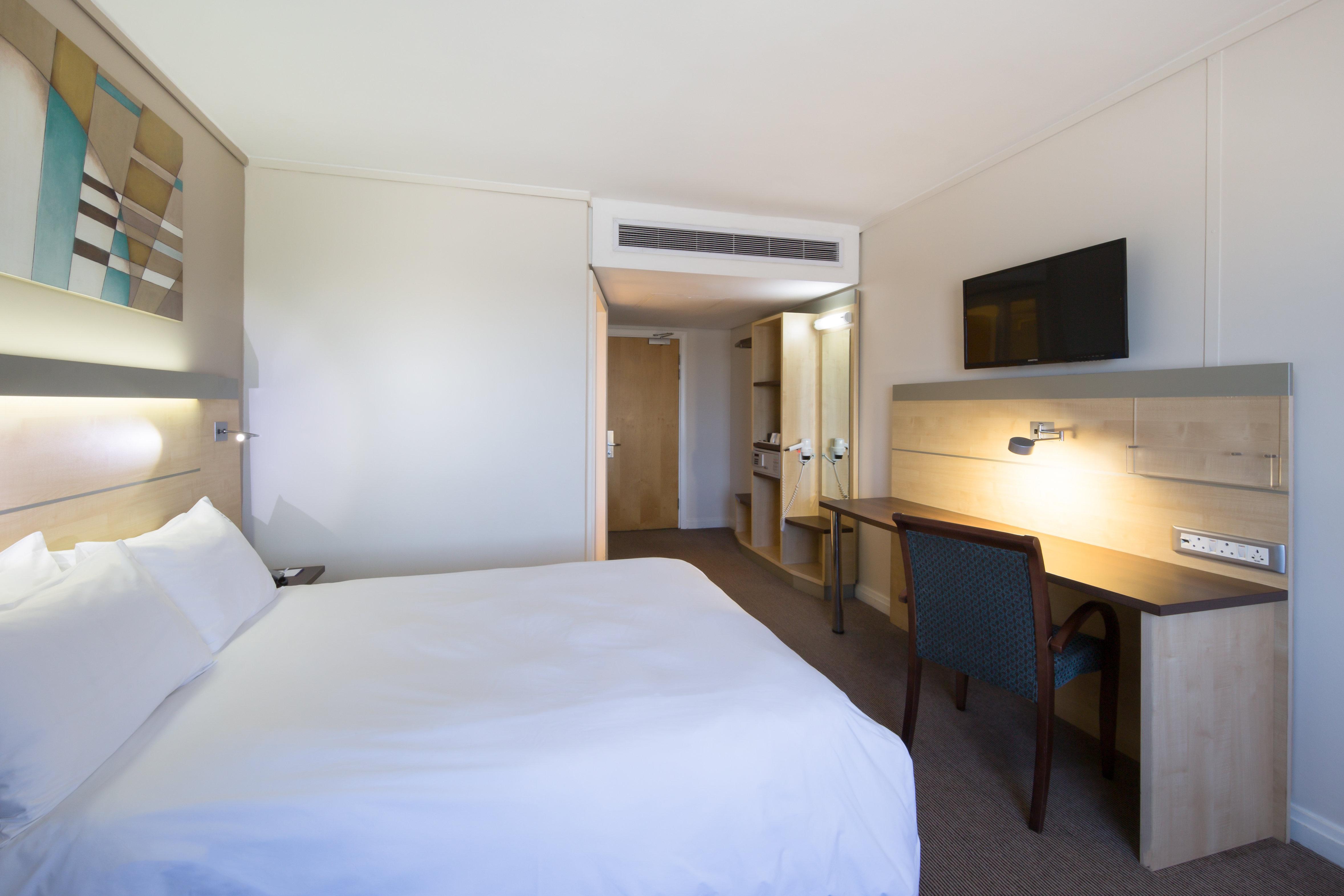 Holiday Inn Express Sandton-Woodmead By Ihg מראה חיצוני תמונה
