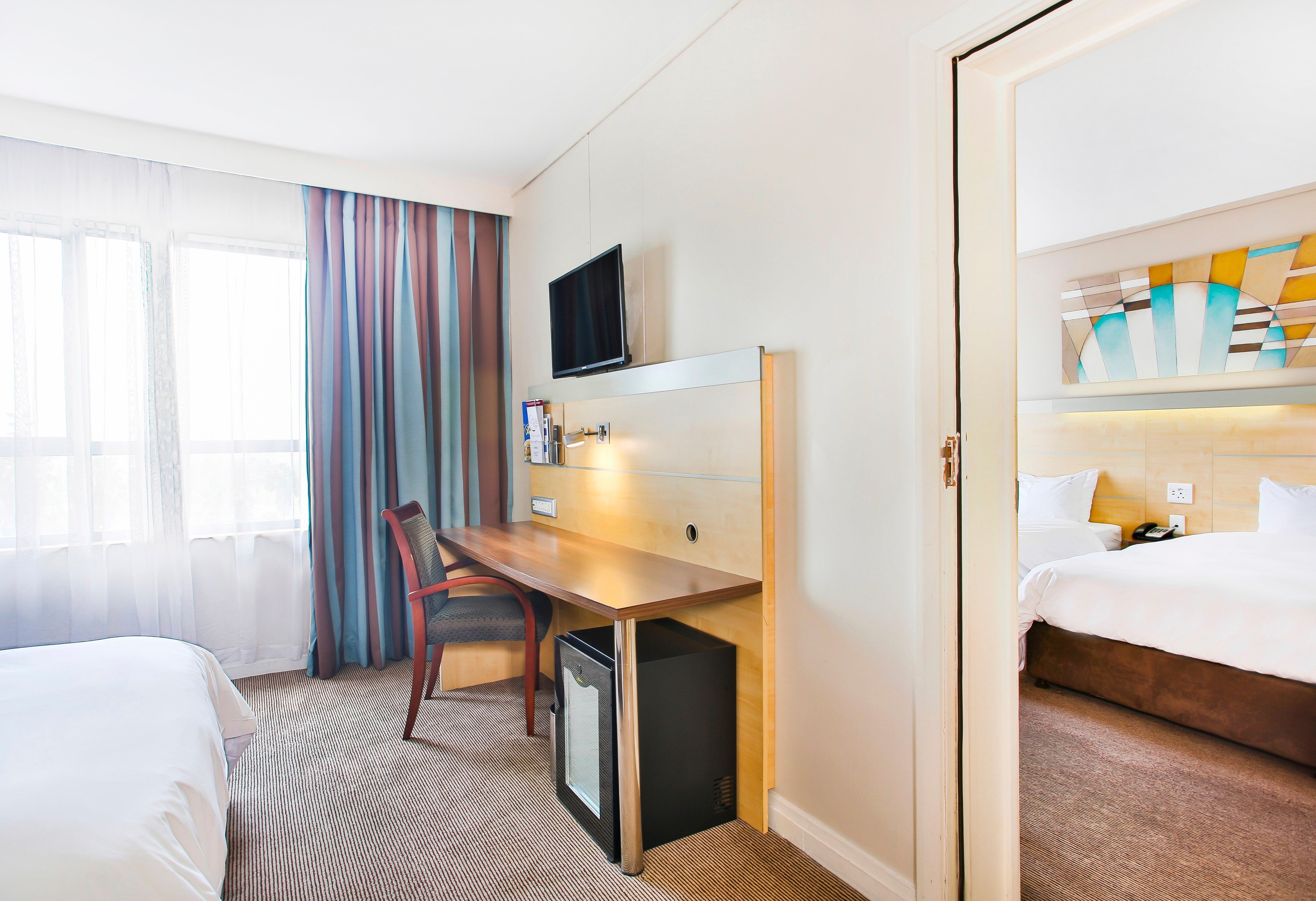 Holiday Inn Express Sandton-Woodmead By Ihg מראה חיצוני תמונה